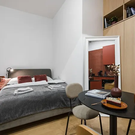 D21 Art Vintage Old Town